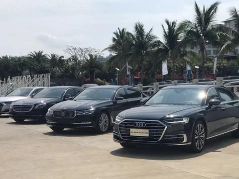 试过这款车，我敢说：今年再无第二款车，能在科技感上超越TA