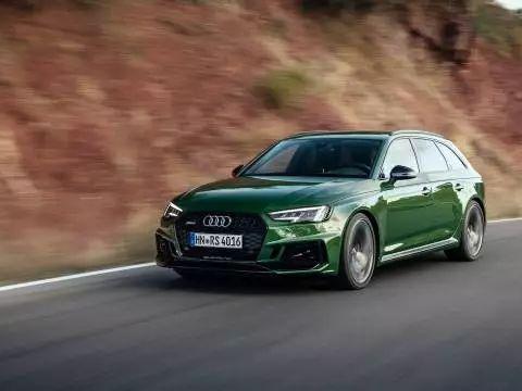 史上最强买菜车！2017款奥迪RS4 Avant试驾测评