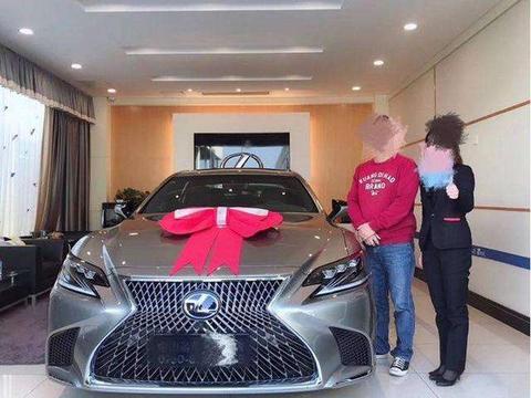 170万首提雷克萨斯LS500H, 奔驰S级自叹不如!