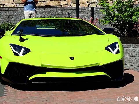 跑车聚会上，一排8百多万的兰博基尼没人看，这台日系车却被围观