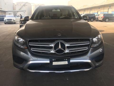 18款奔驰墨版GLC300天津平行进口有优势