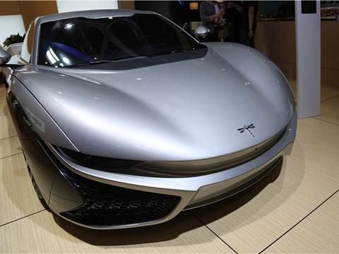 被这国产车惊到了，未卖先火的它能成功为国产扳回一局吗？