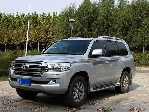 国产版陆巡，搭载4.6L大排量，性能完胜哈弗H9，仅12万怒怼众泰