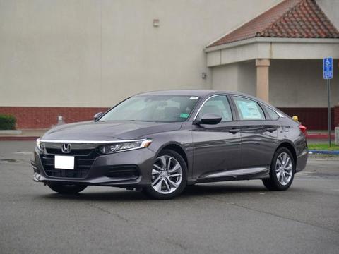 只有1.5T+CVT的十代雅阁，是不是已经放弃了竞争主动权？