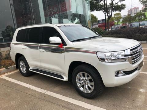 18款丰田酷路泽5700 硬派越野强劲动力