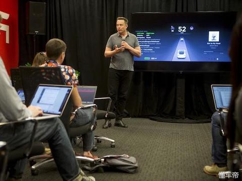 苹果工程师驾驶Model X车祸致死，已证实Autopilot开启状态