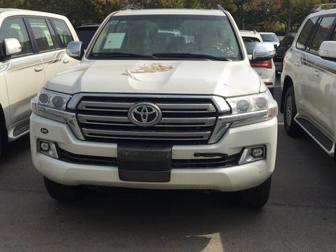 18款兰德酷路泽4000全新改款 陆地巡洋舰无愧为顶级越野之王