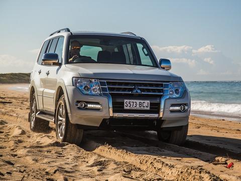 2018款三菱帕杰罗来了！硬派越野标杆， 霸气不输霸道！