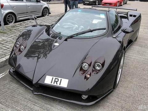 这辆比亚迪走到哪里交警都要为它开路