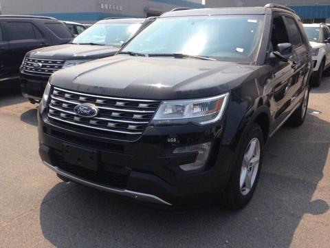 中东17款福特探险者2.3T 豪华的城市SUV