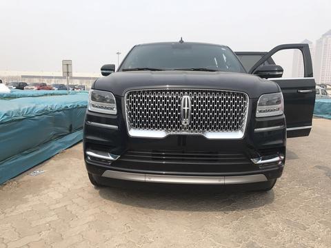 18款林肯领航员实车