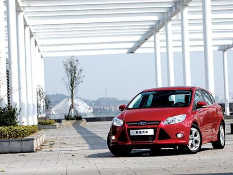 全新福克斯即将在华全球首发！你的青春里，有一部福克斯吗？