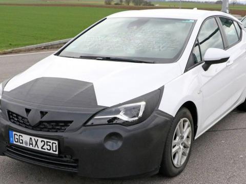 新款欧宝雅特路试谍照曝光 细节方面或有较大调整