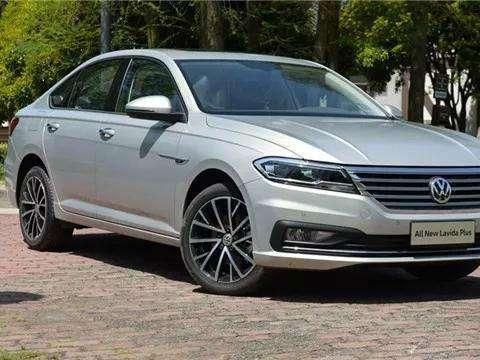 国内首台19款大众朗逸来了, 号称小号迈腾, 10万起比CC还拉风