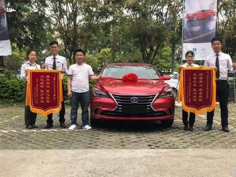 首批全新一代长安逸动提车