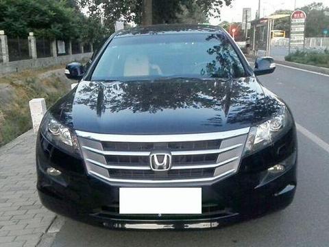 落地价28万，现要价18万，买家让再减3万，车主：我车这么新！