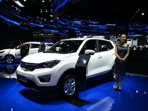 本田XRV遇见它一秒变土鳖，充电1小时能跑300公里，加速仅3秒