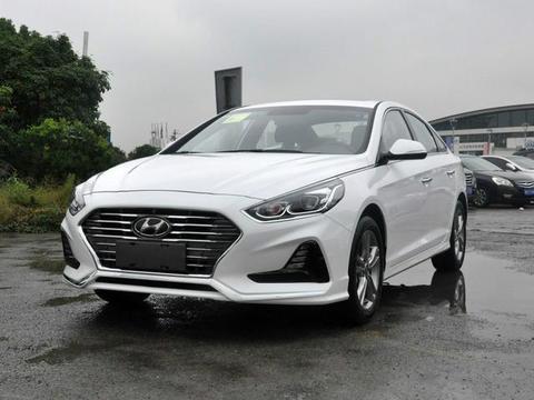 曾加价4万难求一车，风头盖过帕萨特，现降4万仅14万起，却卖不动