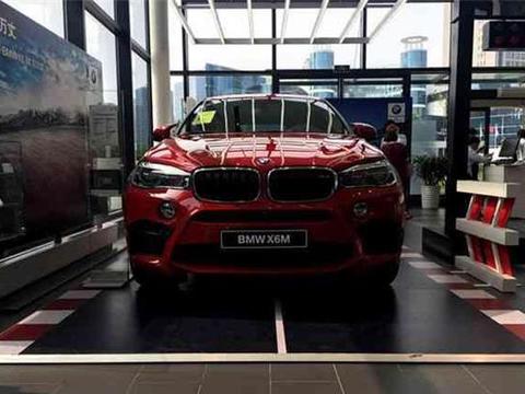 宝马X6公路SUV的王者，功率225千瓦/306马力，就问GLE你服不服