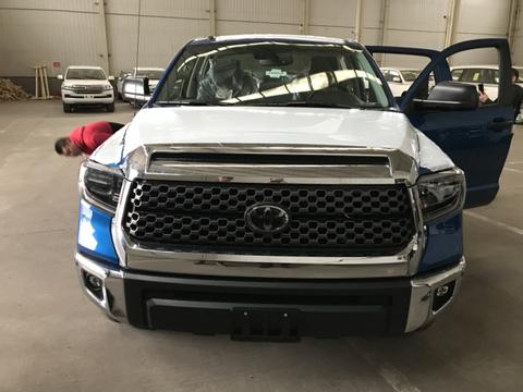 18款丰田坦途SR5皮卡 强悍外观舒适驾乘