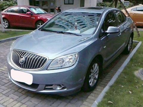 小伙花4.8万买7年车龄别克英朗，开了2个月感觉还不错！