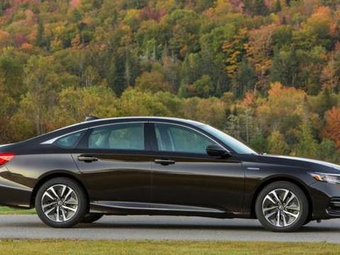 新十代雅阁3月上市，造型美，售价低于凯美瑞，B级车就选它