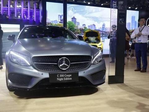 宝马终于碰上硬茬了！比奥迪更带劲，光颜色就让他俩甘拜下风