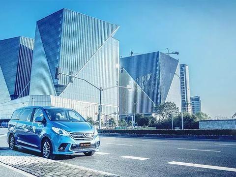 商务车只有别克GL8？这辆国产MPV超乎你想象！！