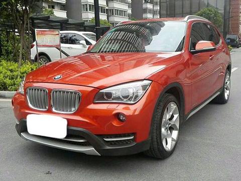 30岁小职员花20万买宝马X1，老同学对他刮目相看