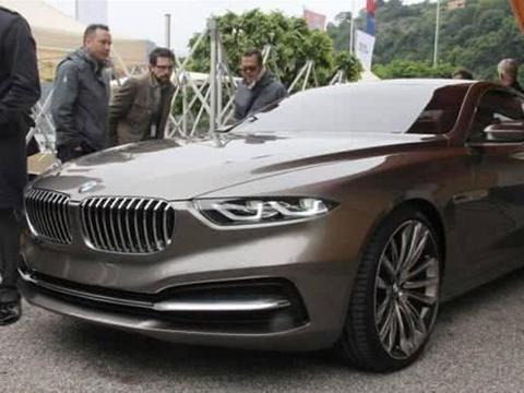 宝马9系亮相引群众围观，顶级豪车被重新定义