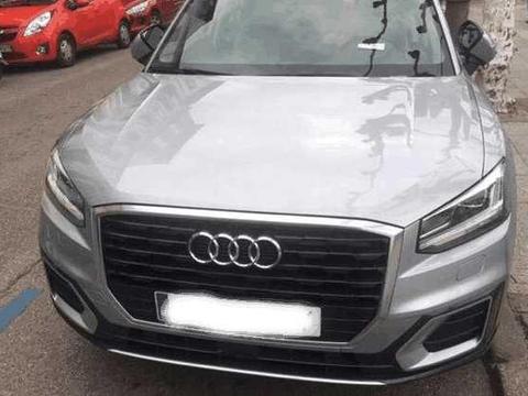 首台国产奥迪Q2现身街头，加长又加宽，工作人员：乞丐版16万