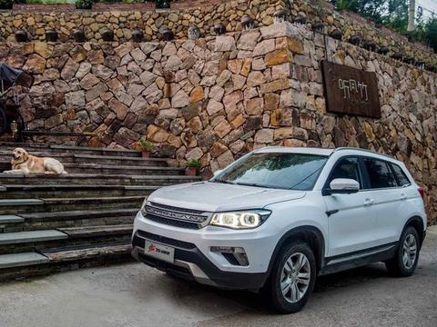 长安的CS75，长安CS75是国产SUV市场的一枚老将了