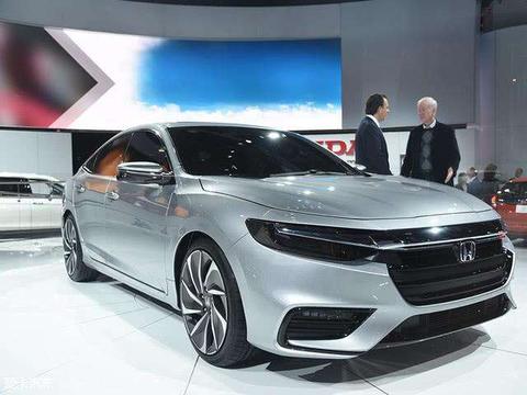 买凯美瑞后悔!本田新车比奥迪A4L漂亮,百公里4.2L大众CC又败了