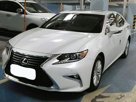 31万买的雷克萨斯ES，用车一年整体满意，但也有3点不满