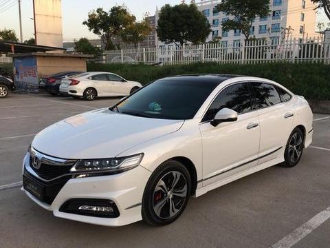 上市前号称秒杀所有国产车，迈腾也不放眼里，今降4万，还没人买