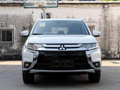 七座配四驱才卖16万，操控性逆天，试过再也不惦记汉兰达