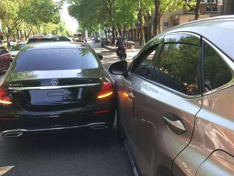 爱车总是被剐蹭？一个女司机自述血泪史！