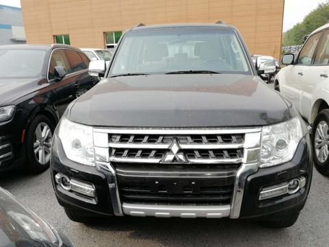 18款中东版帕杰罗V97越野性能卓越,昵称山猫