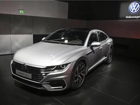 大众要搞死丰田！新车档次直逼“宝马奔驰”，不足20万