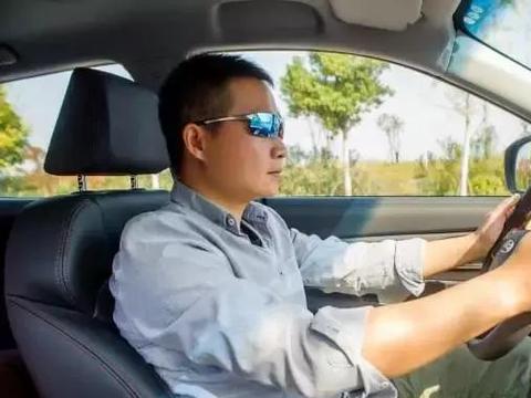 在线等！有了二孩，我到底该选6座还是7座？