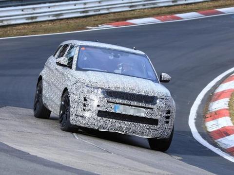 曝全新揽胜极光谍照 将推混动和SVR版车型