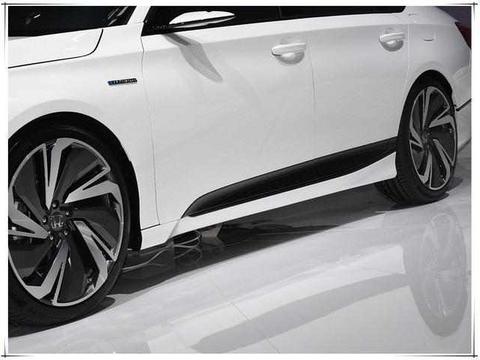 被迈腾逼急了! 本田新车比奔驰漂亮, 车长4米9配LED大灯, 仅17万