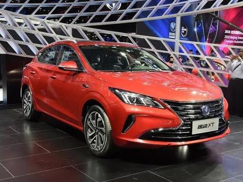 长安发力，全新逸动XT颜值帅掉渣, 挑战福克斯叫板思域