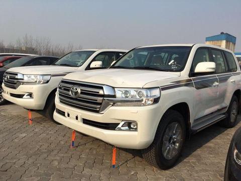 18款酷路泽4000价格 越野性能无可挑剔