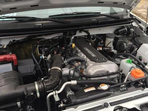 超小排量的1.3L吉姆尼，为何能在越野车中闯出这么大的名声？