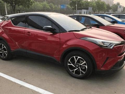 大批丰田CHR实车到店, 颜色各式各样, 售12万又要烂大街