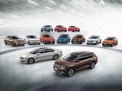 轿车与SUV 哪一条腿瘸了都达不到这个高度