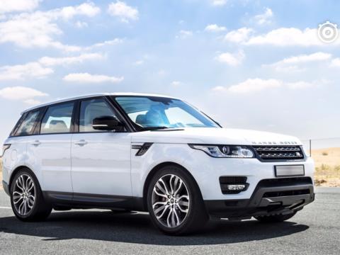 都知道李亚鹏是王菲前夫，是个演员，但谁知道他也曾是个车迷