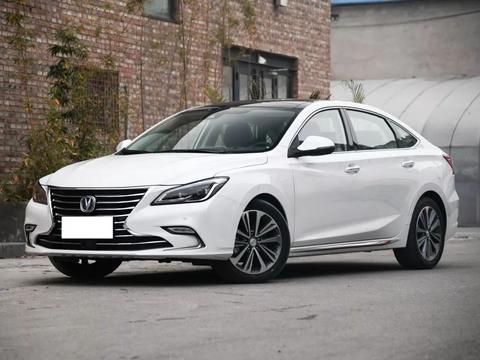 对比 | 年轻人最喜欢的两款国产家轿！颜值高、配置高，还便宜！