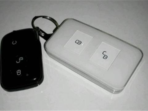 浙江一辆15万比亚迪唐二代被拆卸，看到防撞梁时，网友称：良心啊